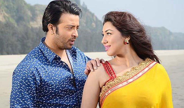 বাধা নেই, তবুও কেন মুক্তি পাচ্ছে না সিনেমা? বাধা নেই, তবুও কেন মুক্তি পাচ্ছে না সিনেমা?