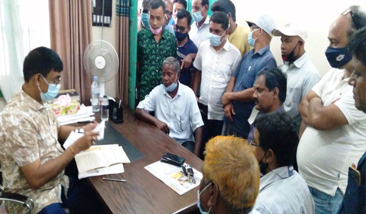 জমি দিয়ে বিদ্যালয় বাঁচালেন সাবেক প্রধান শিক্ষক জগদিশ চন্দ্র