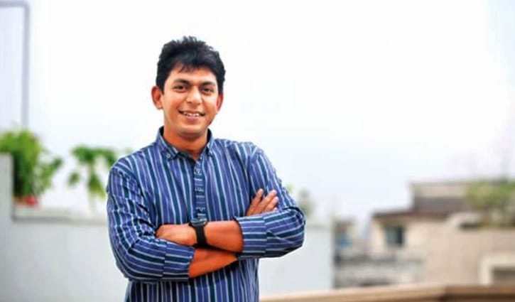 ধর্ম নিয়ে হয়রানির বিরুদ্ধে চঞ্চল চৌধুরীর অন্যরকম প্রতিবাদ ধর্ম নিয়ে হয়রানির বিরুদ্ধে চঞ্চল চৌধুরীর অন্যরকম প্রতিবাদ
