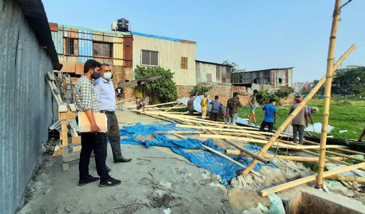 খিলগাঁও কবরস্থানে অবৈধ স্থাপনা উচ্ছেদ খিলগাঁও কবরস্থানে অবৈধ স্থাপনা উচ্ছেদ
