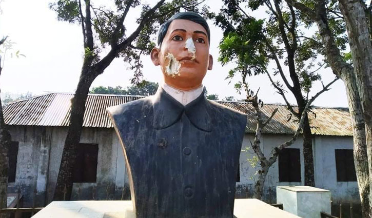 বাঘা যতীনের ভাস্কর্য ভাঙচুরের ঘটনায় আসামিদের জামিন নাকচ বাঘা যতীনের ভাস্কর্য ভাঙচুরের ঘটনায় আসামিদের জামিন নাকচ