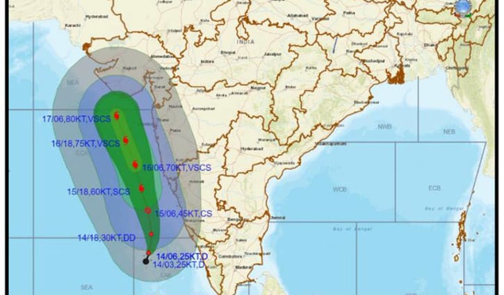 ভারতে ১৭৫ কিলোমিটার গতিতে আঘাত হানতে পারে ঘূর্ণিঝড় ‘তাউকতে’ ভারতে ১৭৫ কিলোমিটার গতিতে আঘাত হানতে পারে ঘূর্ণিঝড় ‘তাউকতে’