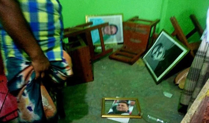 নাসিরনগরে আ.লীগের অফিসে শিবিরের হামলার অভিযোগ নাসিরনগরে আ.লীগের অফিসে শিবিরের হামলার অভিযোগ