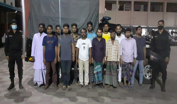 আইপিএল নিয়ে জুয়া, গ্রেপ্তার ২১ আইপিএল নিয়ে জুয়া, গ্রেপ্তার ২১
