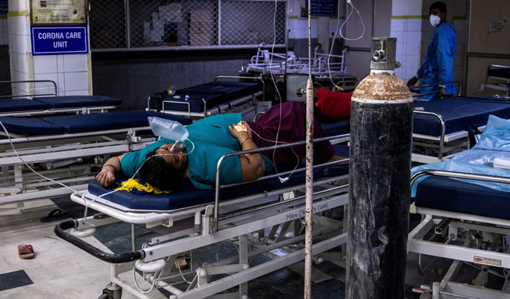 দিল্লিতে অক্সিজেনের জন্য হাহাকার