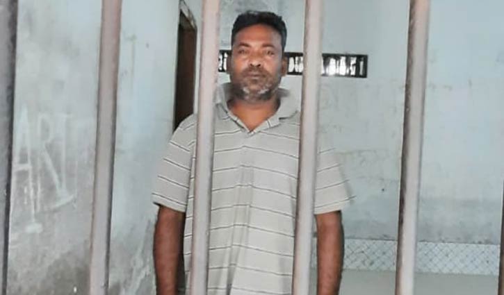 কিশোরকে গাছে বেঁধে নির্যাতন: অভিযুক্ত গ্রেপ্তার কিশোরকে গাছে বেঁধে নির্যাতন: অভিযুক্ত গ্রেপ্তার