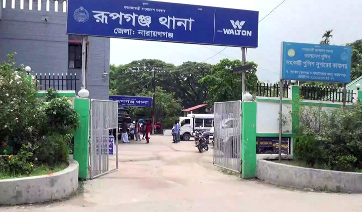 রূপগঞ্জে কাভার্ড ভ্যান চাপায় মা-মেয়ে নিহত রূপগঞ্জে কাভার্ড ভ্যান চাপায় মা-মেয়ে নিহত