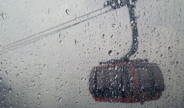 একটি পোড়া আলুর দাম দুই ডলার  