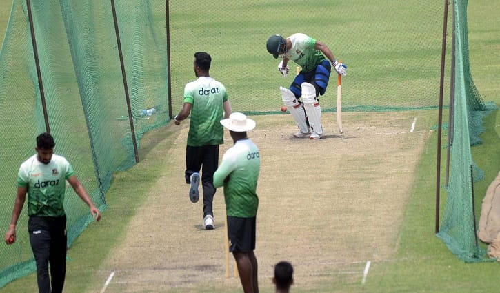 পেসারদের নিয়ে চ্যালেঞ্জ জানাতে চান মুমিনুল পেসারদের নিয়ে চ্যালেঞ্জ জানাতে চান মুমিনুল