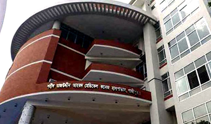 গাজীপুরে এক হাসপাতালেই নমুনা সংগ্রহ-টিকা প্রদান-আইসোলেশন! গাজীপুরে এক হাসপাতালেই নমুনা সংগ্রহ-টিকা প্রদান-আইসোলেশন!