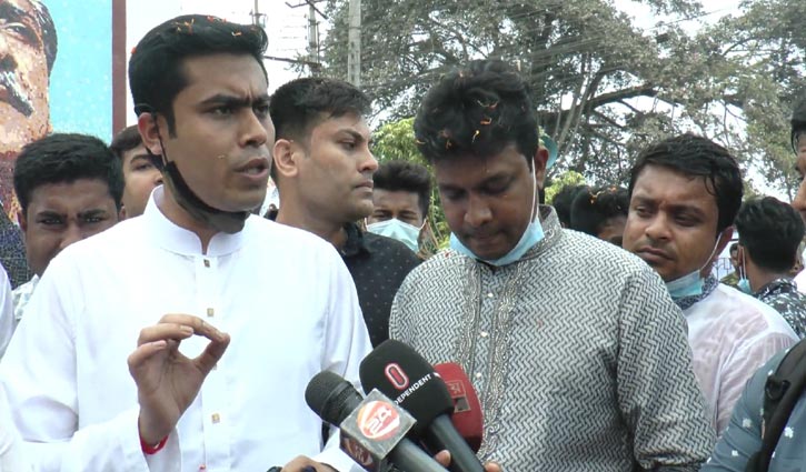 অরাজকতা চালালে ছাত্রলীগ প্রতিহত করবে : লেখক ভট্টাচার্য্য অরাজকতা চালালে ছাত্রলীগ প্রতিহত করবে : লেখক ভট্টাচার্য্য