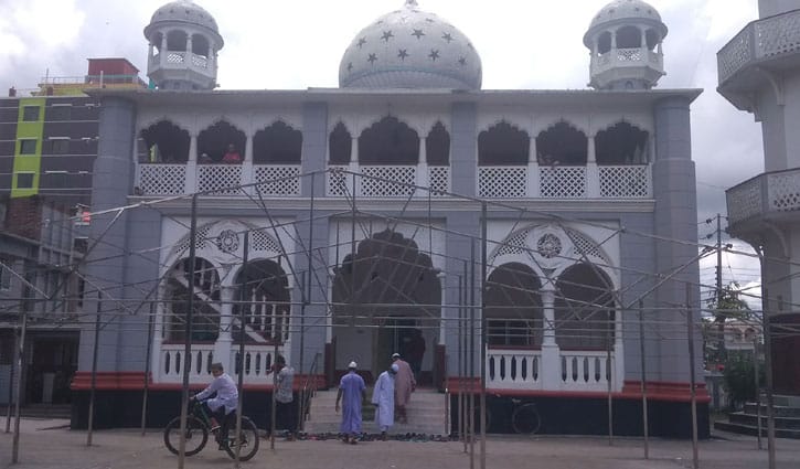 গোপালগঞ্জে ঈদের প্রধান জামাত সকাল ৮টায় গোপালগঞ্জে ঈদের প্রধান জামাত সকাল ৮টায়