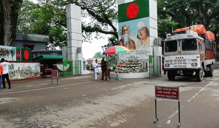 বেনাপোল স্থলবন্দরে আমদানি-রপ্তানি শুরু বেনাপোল স্থলবন্দরে আমদানি-রপ্তানি শুরু