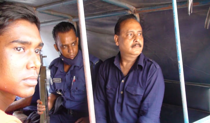 সাতক্ষীরা আইনজীবী সমিতির সাবেক সভাপতি শাহ আলম গ্রেপ্তার সাতক্ষীরা আইনজীবী সমিতির সাবেক সভাপতি শাহ আলম গ্রেপ্তার