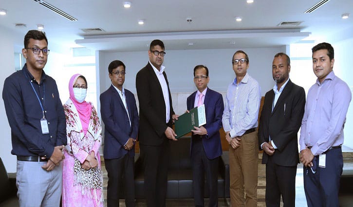 ডিএসই’র সঙ্গে ইউসিবি স্টক ব্রোকারেজ ও স্টক বাংলাদেশের চুক্তি ডিএসই’র সঙ্গে ইউসিবি স্টক ব্রোকারেজ ও স্টক বাংলাদেশের চুক্তি