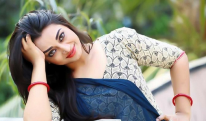 অর্ষার ‘সাহস’ প্রদর্শনের অযোগ্য অর্ষার ‘সাহস’ প্রদর্শনের অযোগ্য