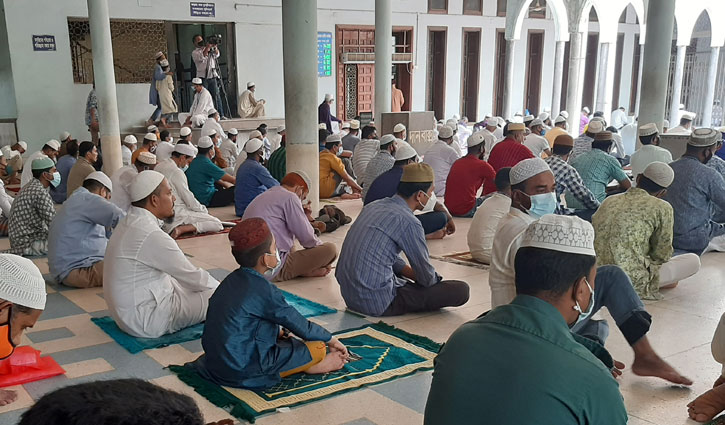 জুমাতুল বিদা আজ