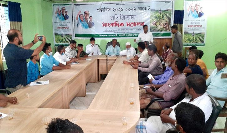 নিম্নস্তরের সিগারেটের দাম বাড়ানোসহ ৬ দফা দাবি নিম্নস্তরের সিগারেটের দাম বাড়ানোসহ ৬ দফা দাবি