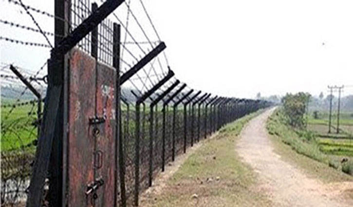 বাংলাদেশি কৃষককে আটকের পর ফেরত দিয়েছে বিএসএফ বাংলাদেশি কৃষককে আটকের পর ফেরত দিয়েছে বিএসএফ