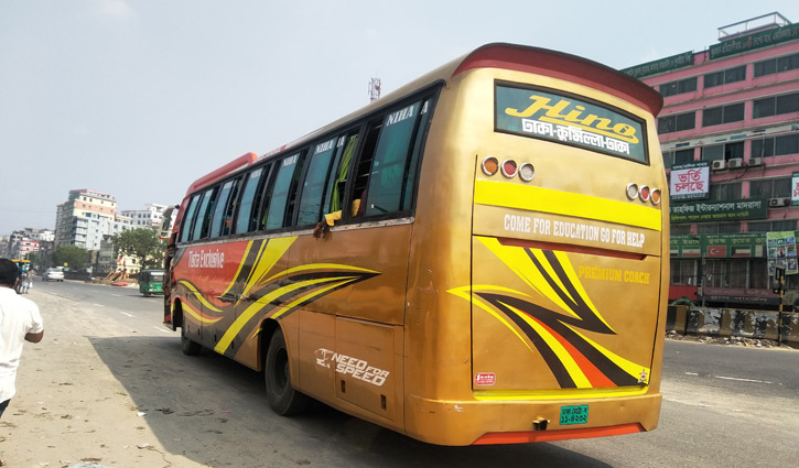 নিষেধাজ্ঞা উপেক্ষা করে চলছে দূরপাল্লার বাস নিষেধাজ্ঞা উপেক্ষা করে চলছে দূরপাল্লার বাস