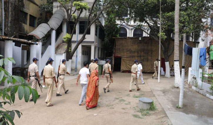 পশ্চিমবঙ্গের বিধানসভা নির্বাচনে সংঘর্ষ, নিহত ৫ পশ্চিমবঙ্গের বিধানসভা নির্বাচনে সংঘর্ষ, নিহত ৫