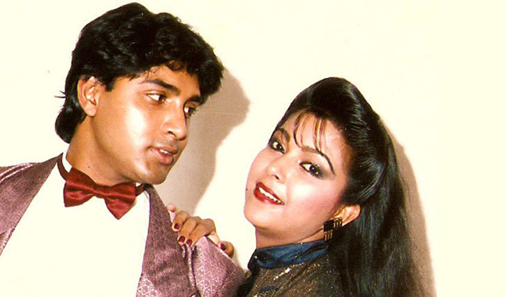 সবার চোখ ফাঁকি দিয়ে শুটিং সেটে এক রুমে থাকতেন সোহেল-দিতি সবার চোখ ফাঁকি দিয়ে শুটিং সেটে এক রুমে থাকতেন সোহেল-দিতি