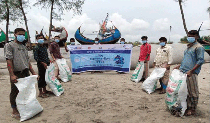 WorldFish hosts beach cleaning program in Cox`s Bazar