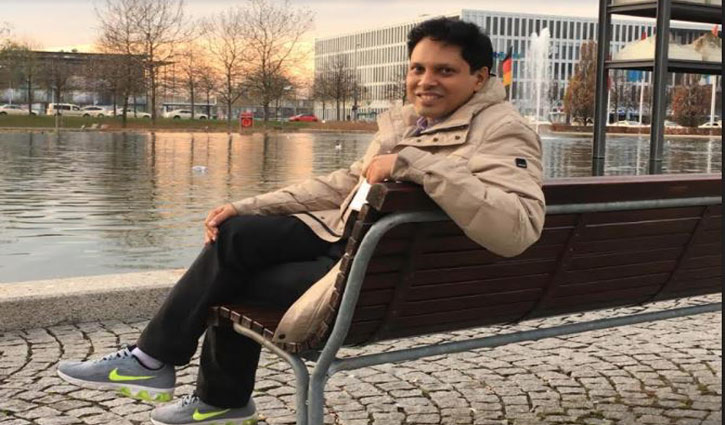 Mahbubul Khalid’s songs pay homage to mothers Mahbubul Khalid’s songs pay homage to mothers