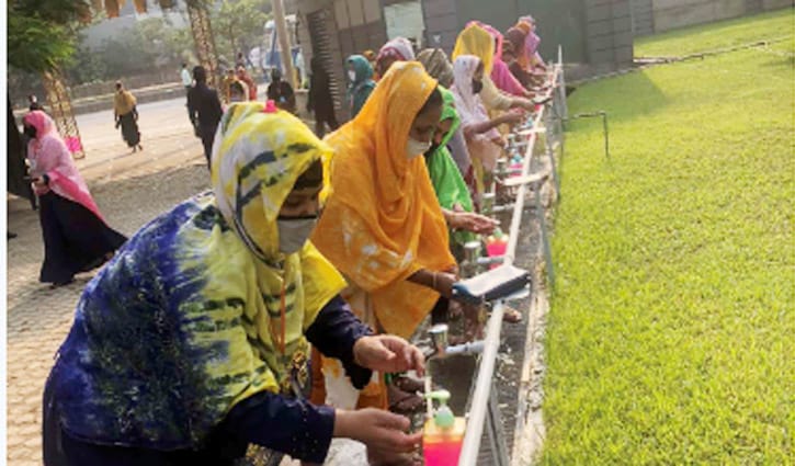 শিল্প কারখানায় যেভাবে মানা হচ্ছে স্বাস্থ্যবিধি শিল্প কারখানায় যেভাবে মানা হচ্ছে স্বাস্থ্যবিধি