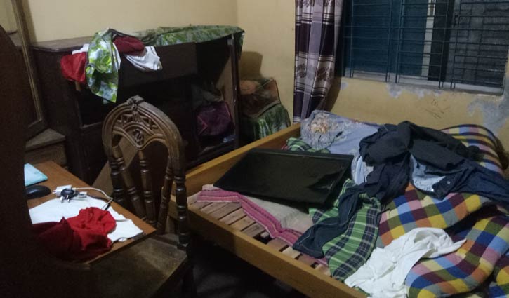টঙ্গীতে কিশোর গ্যাংয়ের হামলা, ভাঙচুর-লুটপাটের অভিযোগ টঙ্গীতে কিশোর গ্যাংয়ের হামলা, ভাঙচুর-লুটপাটের অভিযোগ