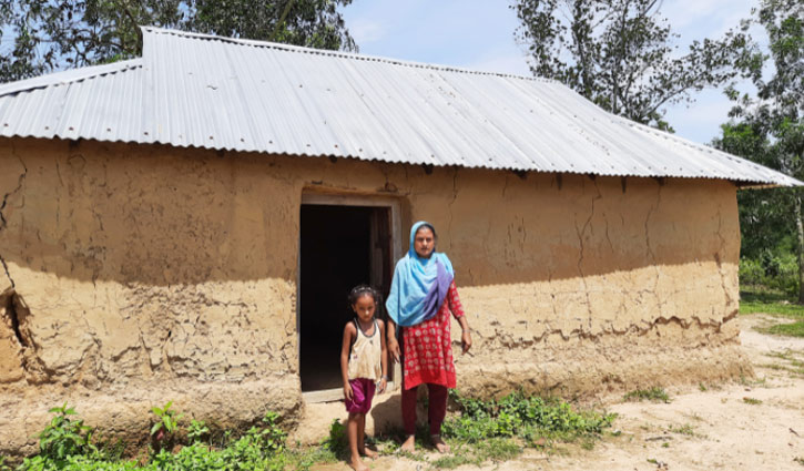 বিধবা সায়েরার দুঃখ পানছড়ি ইকো রিসোর্ট