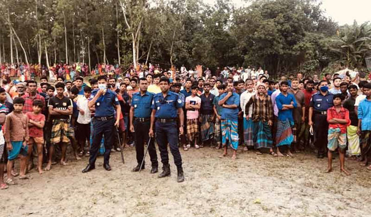 ব্রহ্মপুত্র নদে স্রোতে ভেসে গেছেন কৃষক ব্রহ্মপুত্র নদে স্রোতে ভেসে গেছেন কৃষক