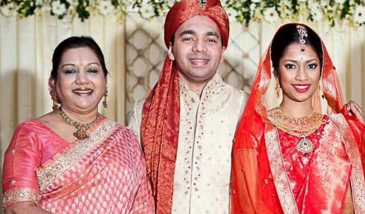 নাতনির মুখ দেখা হলো না কবরীর নাতনির মুখ দেখা হলো না কবরীর