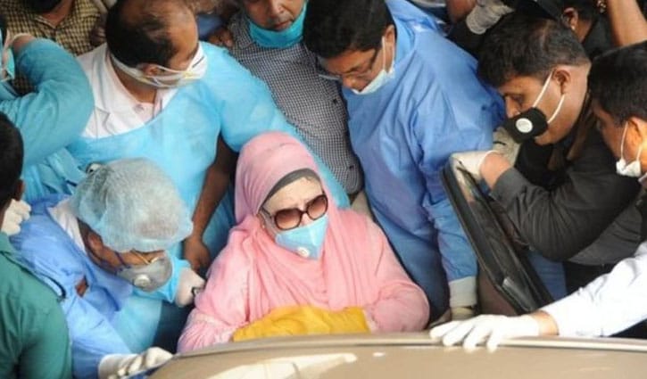 খালেদা জিয়া ঝুঁকিমুক্ত নন: ফখরুল খালেদা জিয়া ঝুঁকিমুক্ত নন: ফখরুল