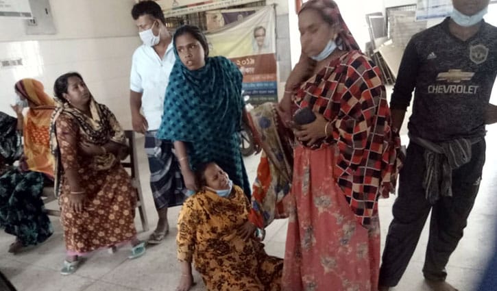 মুজিবনগরে প্রতিপক্ষের হামলায় ৫ নারীসহ আহত ৬ মুজিবনগরে প্রতিপক্ষের হামলায় ৫ নারীসহ আহত ৬