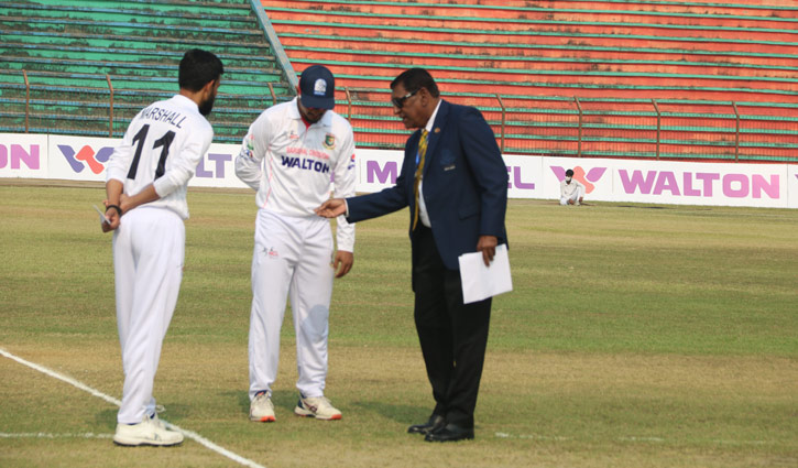 রনি-রাকিবুলে বরিশালে প্রথম দিন ঢাকা মেট্রোর রনি-রাকিবুলে বরিশালে প্রথম দিন ঢাকা মেট্রোর