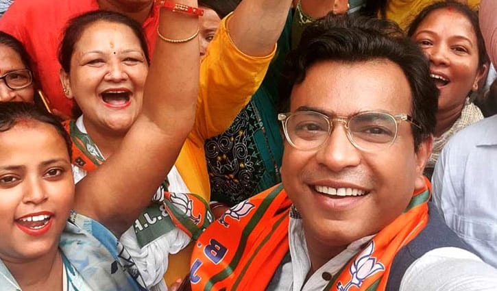 নারীকর্মীদের শ্লীলতাহানি, থানায় রুদ্রনীল