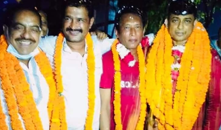 সেলিম খানের ১০ লাখ টাকা ঈদ উপহার সেলিম খানের ১০ লাখ টাকা ঈদ উপহার