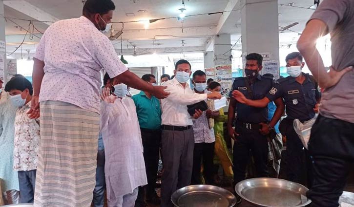 সিরাজগঞ্জে ৫৭১ ব্যক্তিকে জরিমানা সিরাজগঞ্জে ৫৭১ ব্যক্তিকে জরিমানা