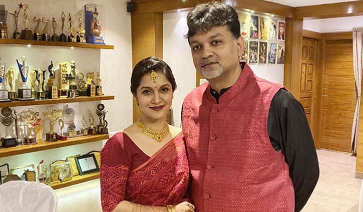 মিথিলার চির যৌবন কামনা করলেন সৃজিত মিথিলার চির যৌবন কামনা করলেন সৃজিত