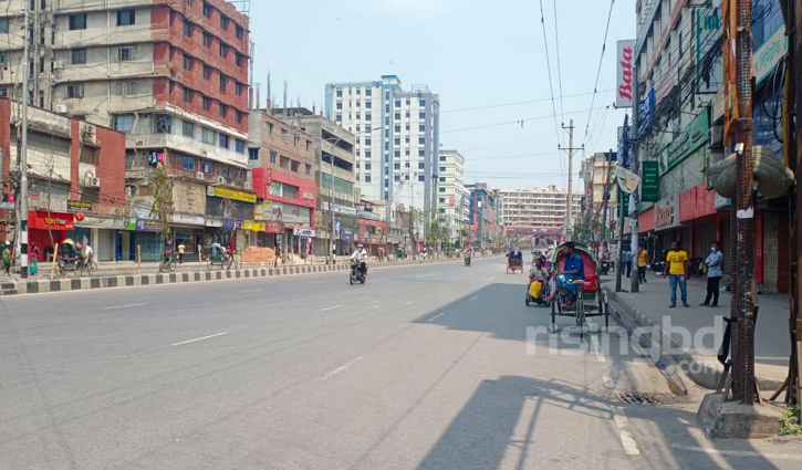 লকডাউনের প্রথম সকাল, কাজ ছাড়া কেউ বের হচ্ছে না লকডাউনের প্রথম সকাল, কাজ ছাড়া কেউ বের হচ্ছে না