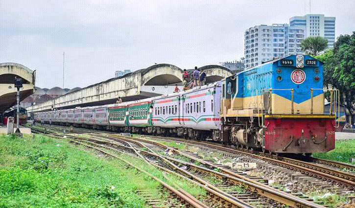 লকডাউনে গাজীপুরের তুরাগ এক্সপ্রেস ও কালিয়াকৈর কমিউটার ট্রেন চলাচল