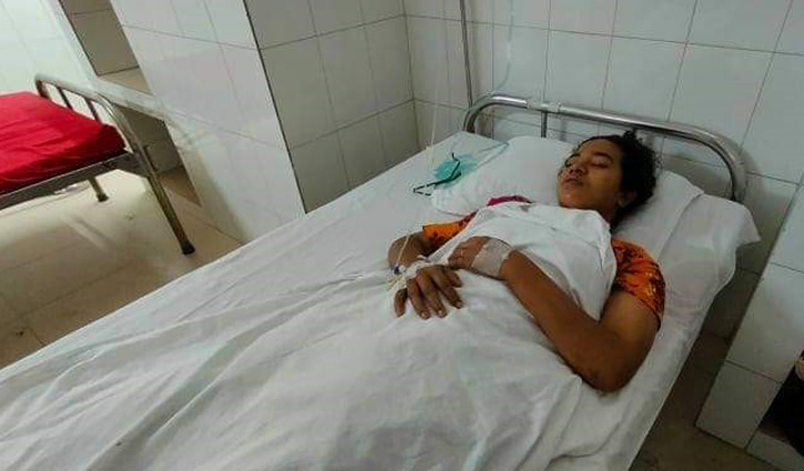 ধামরাইয়ে ২ শ্রমিককে হাতুড়ি দিয়ে পেটানোর অভিযোগ ধামরাইয়ে ২ শ্রমিককে হাতুড়ি দিয়ে পেটানোর অভিযোগ
