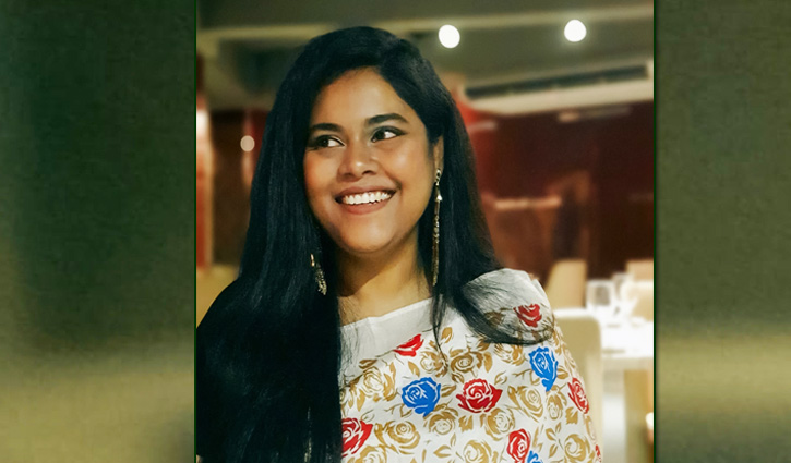 চেঞ্জমেকার অ্যাওয়ার্ড পাওয়ায় প্রশংসায় ভাসছেন খুবি শিক্ষার্থী চেঞ্জমেকার অ্যাওয়ার্ড পাওয়ায় প্রশংসায় ভাসছেন খুবি শিক্ষার্থী