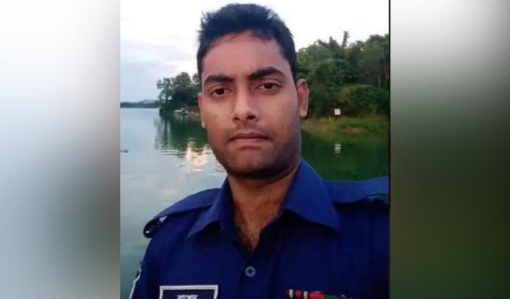 স্ত্রীকে নির্যাতনের ঘটনায় পুলিশ কনস্টেবলের বিরুদ্ধে মামলা স্ত্রীকে নির্যাতনের ঘটনায় পুলিশ কনস্টেবলের বিরুদ্ধে মামলা