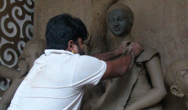 গোপালগঞ্জে ১২২৮টি মণ্ডপে দুর্গাপূজার প্রস্তুতি গোপালগঞ্জে ১২২৮টি মণ্ডপে দুর্গাপূজার প্রস্তুতি