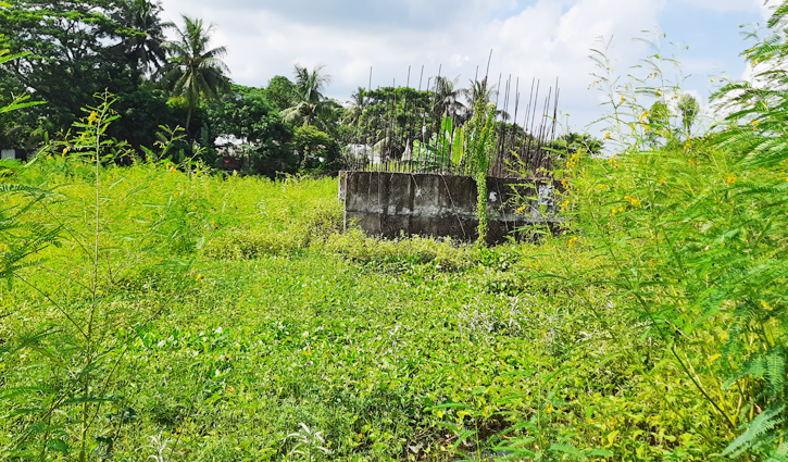 ৩ কোটি টাকা ব্যয়ের পর ৯ বছরেও শেষ হয়নি সড়ক ও ব্রিজ