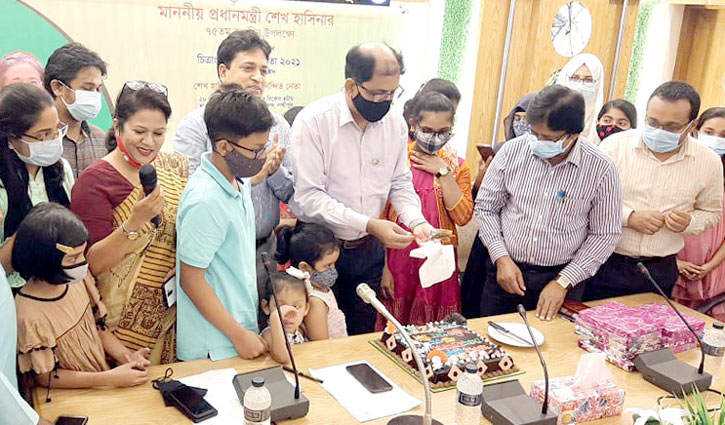 শেখ হাসিনার জন্মদিন উপলক্ষে চিত্রাঙ্কন প্রতিযোগিতা শেখ হাসিনার জন্মদিন উপলক্ষে চিত্রাঙ্কন প্রতিযোগিতা