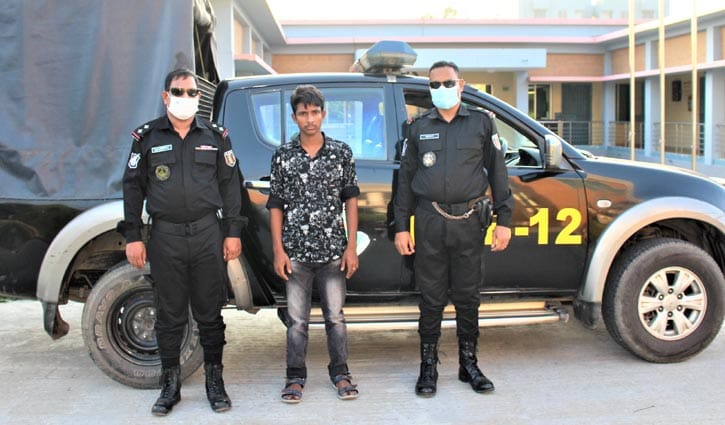 ১০ লাখ টাকার হেরোইনসহ গ্রেপ্তার ১ ১০ লাখ টাকার হেরোইনসহ গ্রেপ্তার ১