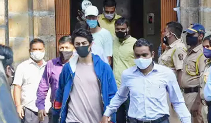 মঙ্গলবার জামিন মেলেনি শাহরুখ পুত্রের মঙ্গলবার জামিন মেলেনি শাহরুখ পুত্রের